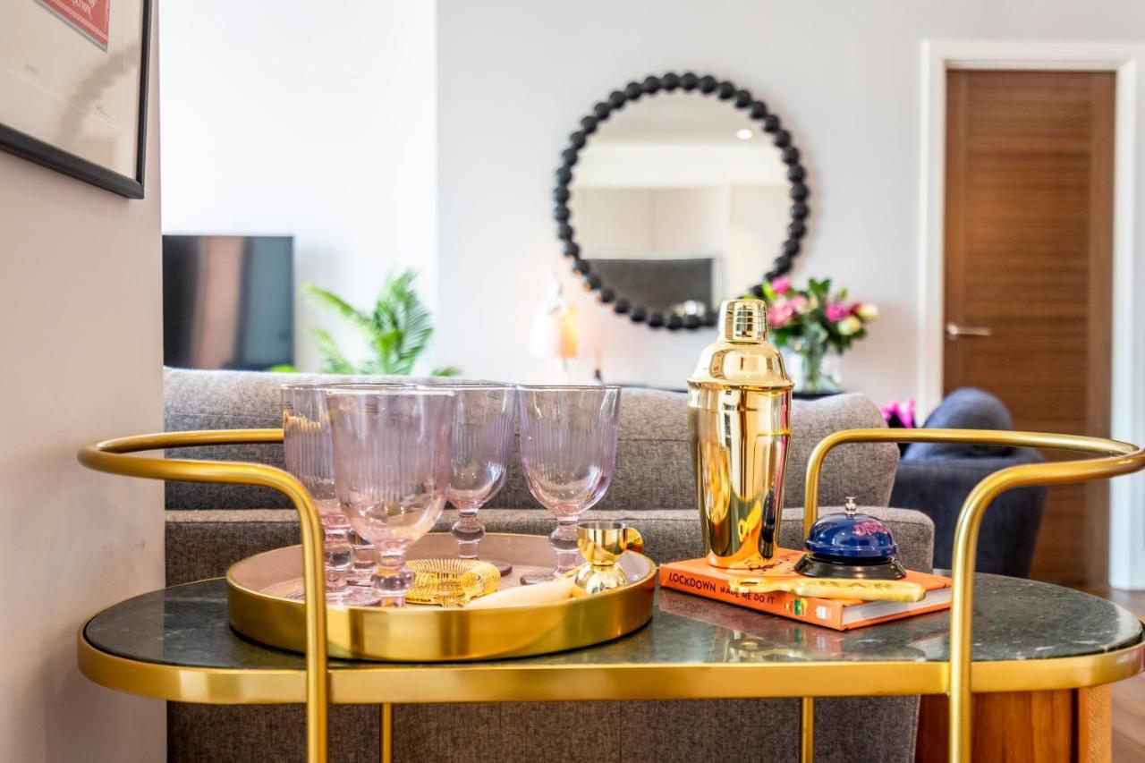 Out Of Office @ Ryedale House Apartment Йорк Екстериор снимка