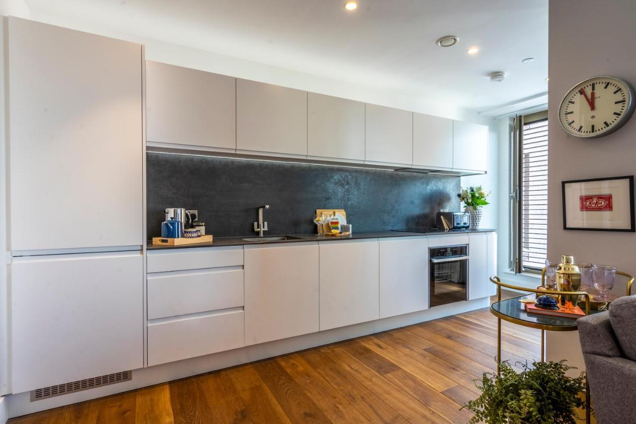 Out Of Office @ Ryedale House Apartment Йорк Екстериор снимка